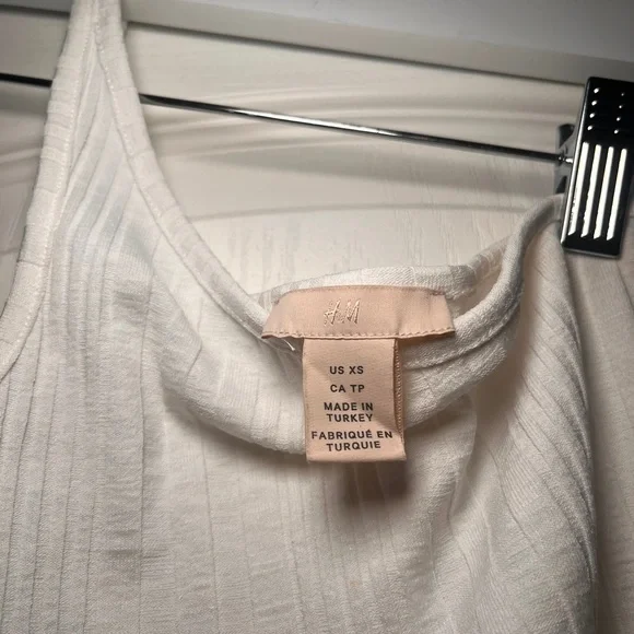 H&M White Ribbed Tank Top - Picture 2 of 2